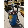 Image 1 : 10-GALLON CHEVRON ULTRA DUTY GREASE W/ GUN/CART/PUMP