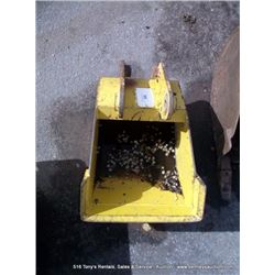 18" SMALL EXCAVATOR BUCKET