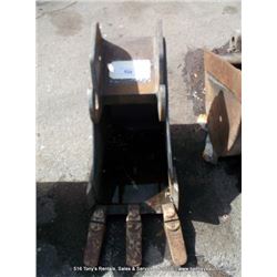 SMALL EXCAVATOR BUCKET