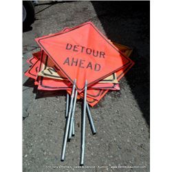 LOT: SIGNS-DETOUR, MEN WORKING, LANE CLOSED, ETC
