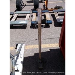 15 LB SLEDGE HAMMER