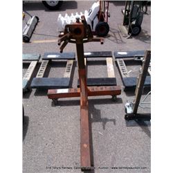 HEAVY DUTY ENGINE STAND