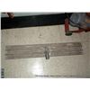 Image 1 : 3' CEMENT FINISHING TROWEL