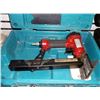 Image 1 : MAKITA 461 HARDWOOD/LAMINATE STAPLER