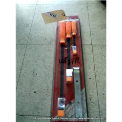 REGAL 4 PIECE PRY BAR SET