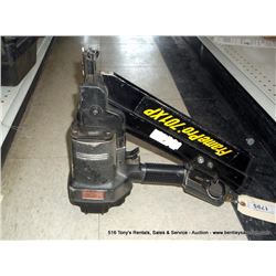 SENCO FRAME PRO 701XP NAIL GUN