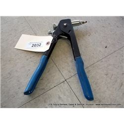 RIVET GUN