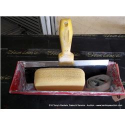TROWEL & SPONGE