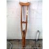 Image 1 : SET: CRUTCHES