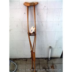 SET: CRUTCHES