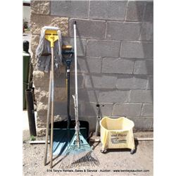LOT: SNOW SHOVELS, HOE, MOP 4X MONEY
