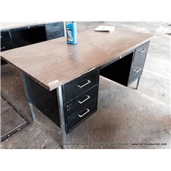 BLACK METAL & WOOD TOP HON OFFICE DESK