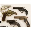 Image 3 : 9 Vintage Flare Guns