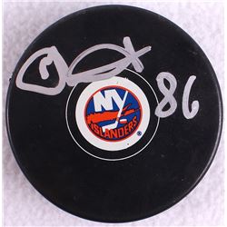 Nikolai Kulemin Signed Islanders Logo Hockey Puck (JSA COA)