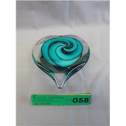 Art glass green swirl heart paperweight