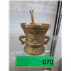 Image 1 : Heavy brass mortar & pestle