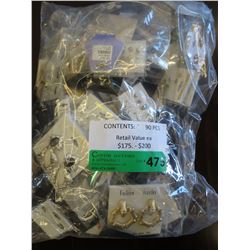 NEW - 90 Pieces of Fashion jewelry