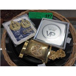 Collection of regimental souvenirs & insignias