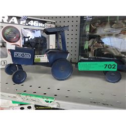 Tin Ford-5660 tractor with trailer