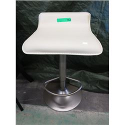 NEW - Hydraulic stool