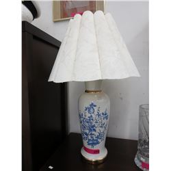 Glazed ceramic table lamp with shade