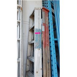 2x 8' Step ladders - 1 wood, 1 aluminum