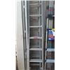 Image 1 : 32' Aluminum extension ladder