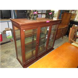 Top piece of a china hutch