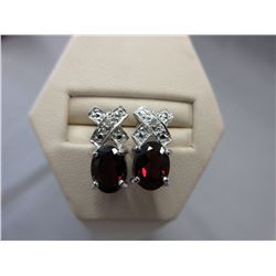 New Garnet & Diamond post earrings - 2.80 CTW