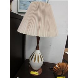 1970's Glazed ceramic table lamp