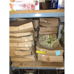 22 Boxes of new decorative plates