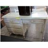 Image 3 : Used 3 piece bedroom set-used