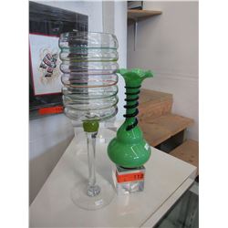 2 Glass vases