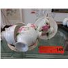 Image 1 : 5 English bone china teacup & saucers