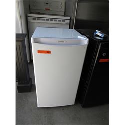 White Danby bar fridge - gently used
