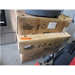 3 Used Bosch stove tops - Store returns