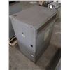 Image 1 : 75 KVA Cutler-Hammer Dry Type Transformer, M/N- V48M28T75