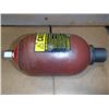 Image 1 : Dry Nitrogen Gas 1 Quart Accumulator #AI-10T-200 SA372 GR.E CL.70