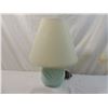 Image 1 : VINTAGE CERAMIC SHELL TABLE LAMP