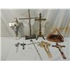 Image 1 : LOT 10 ASSORTED CROSSES & CRUCIFIXS