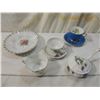 Image 2 : LOT 5 ASSORTED VINTAGE TEA CUPS & PLATES