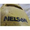 Image 2 : VINTAGE NELSON SPRINKLER TRACTOR