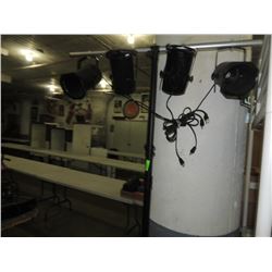 NESS 4 SPOT STAGE LIGHT BAR STAND