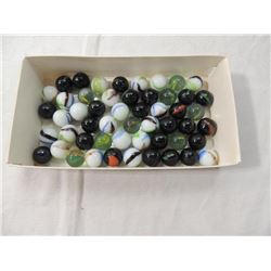 50+ ASSORTED VINTAGE MARBLES