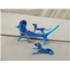 Image 2 : VINTAGE BLUE PLASTIC DACHSHUND DOGS