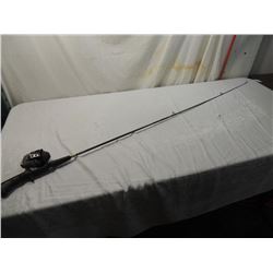 ZEBCO FISHING POLE & REEL
