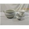 Image 2 : LOT 3 ANTIQUE WHITE CHAMBER POT, CREAMER, COMPOTE