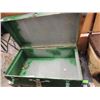 Image 2 : GREEN TRAVEL TRUNK