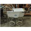 Image 2 : ANTIQUE DOLL CARRIAGE
