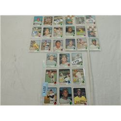 LOT 27 1973 TOPPS BASEBALL CARDS